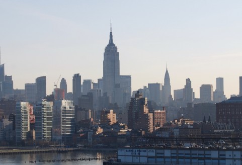 ソニー復活への道－ソニー、ニューヨークのタワー売却検討